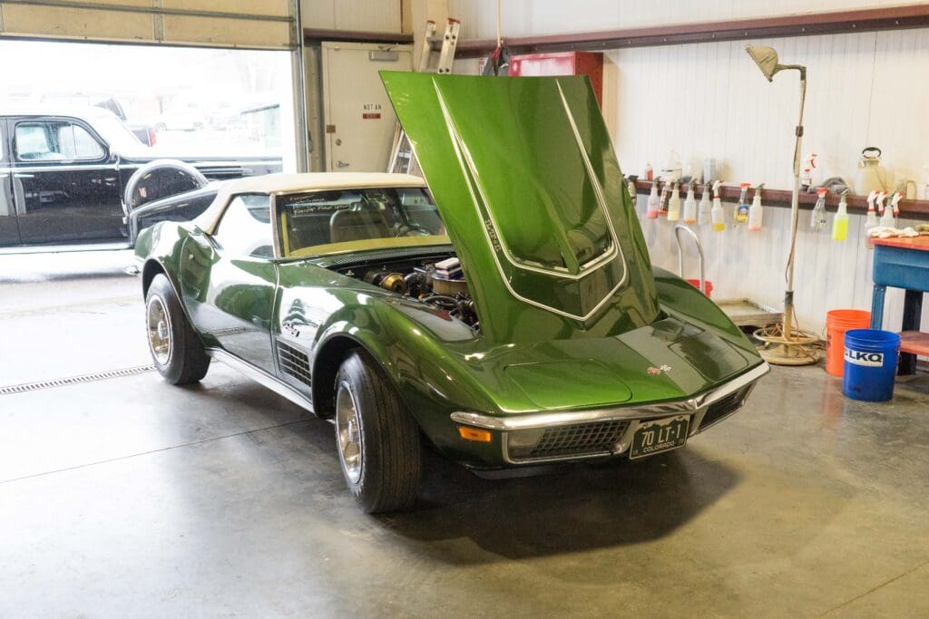 1970 CHEVROLET CORVETTE LT-1