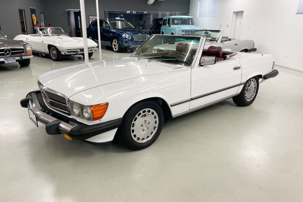 1986 MERCEDES-BENZ 560SL White