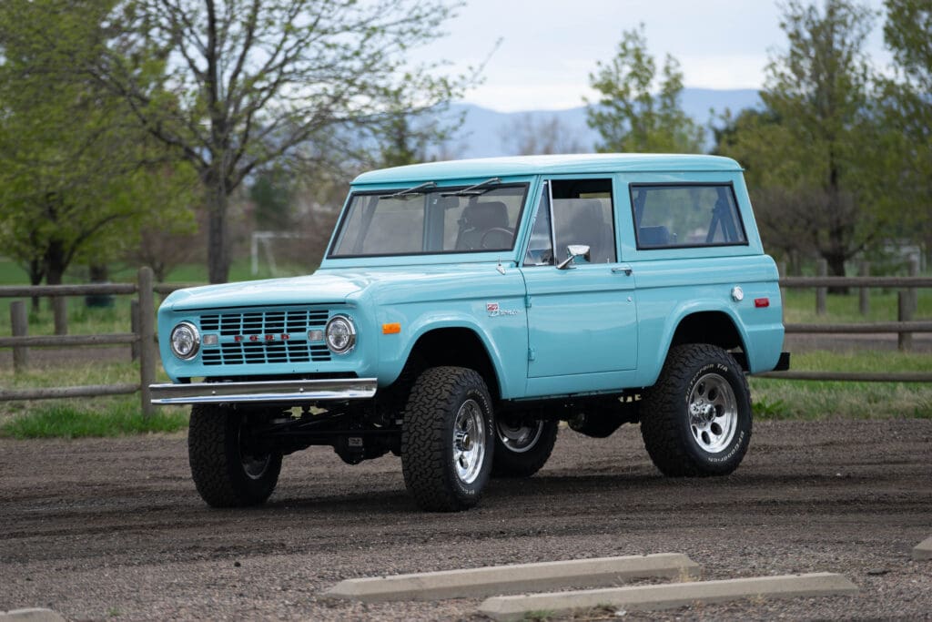 1967 FORD BRONCO VELOCITY