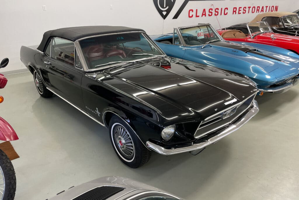 1967 FORD MUSTANG