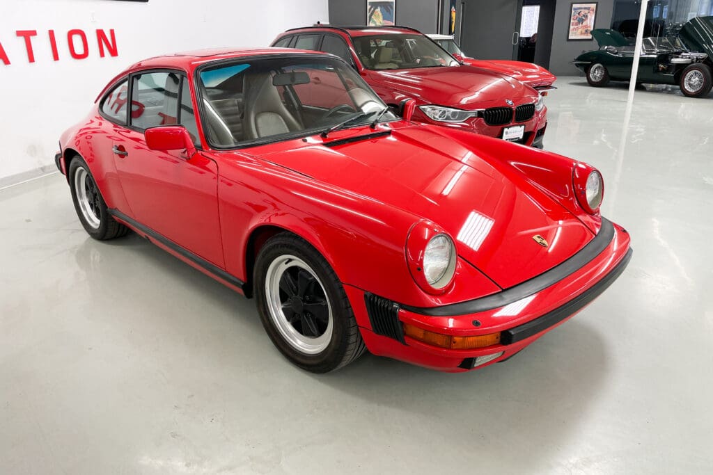 1986 PORSCHE 911 2DR COUPE CARRERA 5-SPD