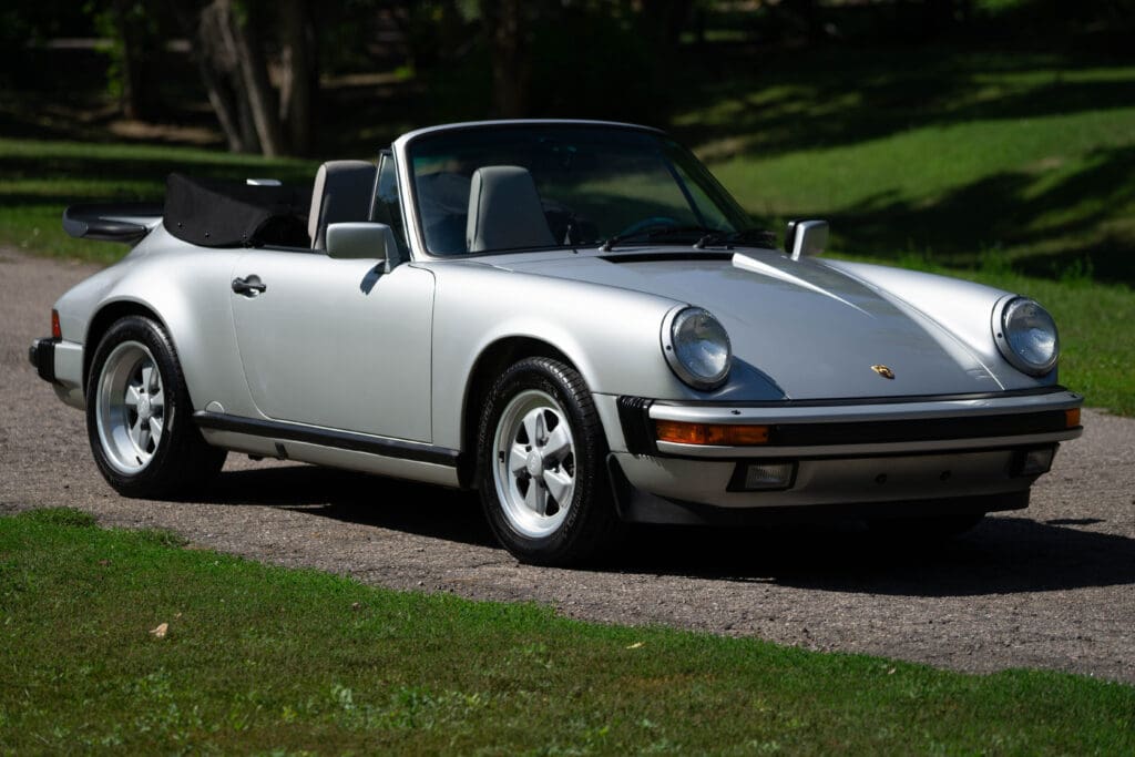 1989 PORSCHE 911 25TH ANNIVERSARY CARRERA CABRIOLET