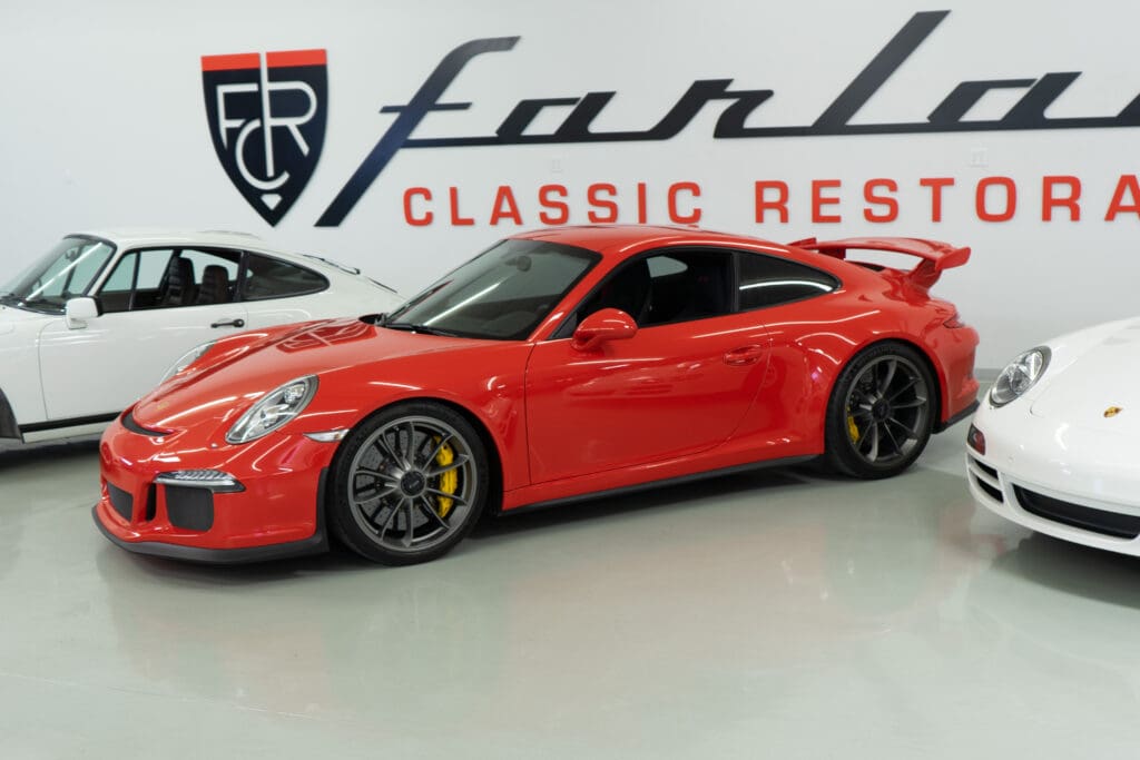 2015 PORSCHE GT-3