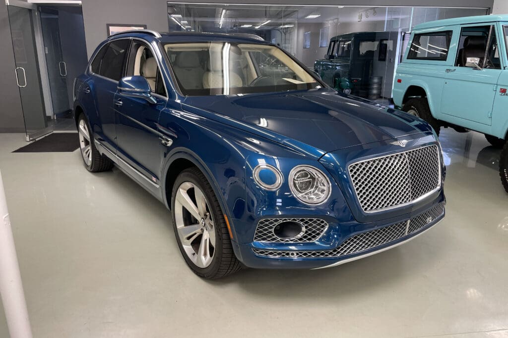 2017 BENTLEY BENTAYGA W12 AWD